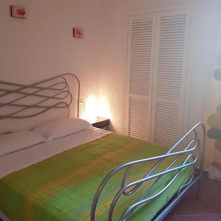 Apartamento In With Garden Olbia
