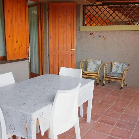 Apartment In With Garden Olbia